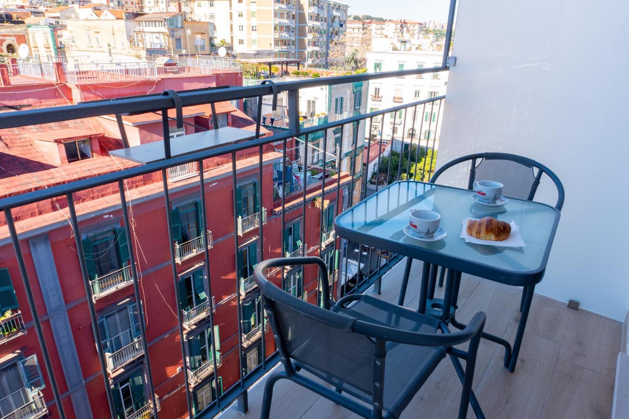 Na Bella Vista Rooftop-B&B Наполи Екстериор снимка