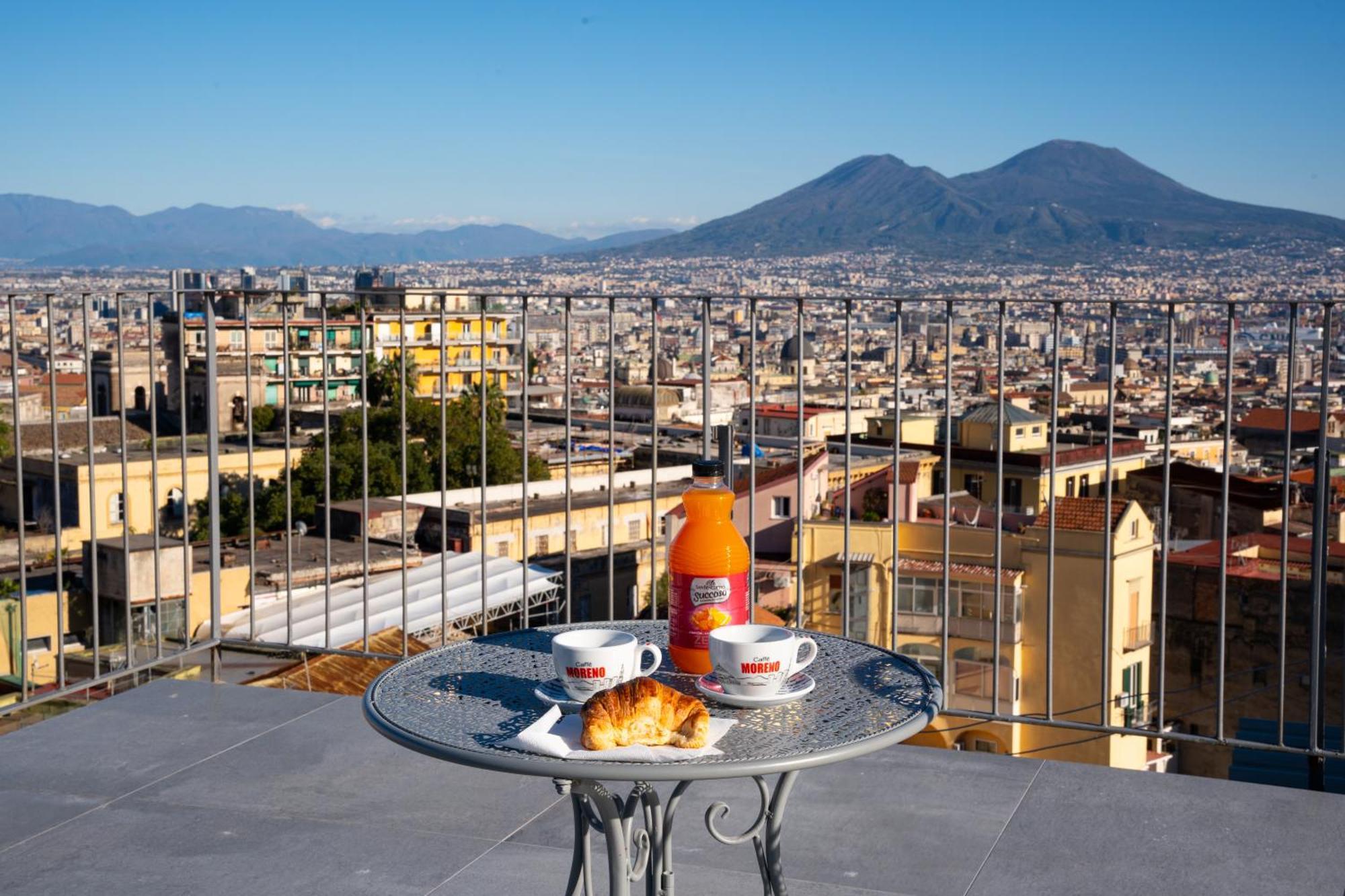 Na Bella Vista Rooftop-B&B Наполи Екстериор снимка
